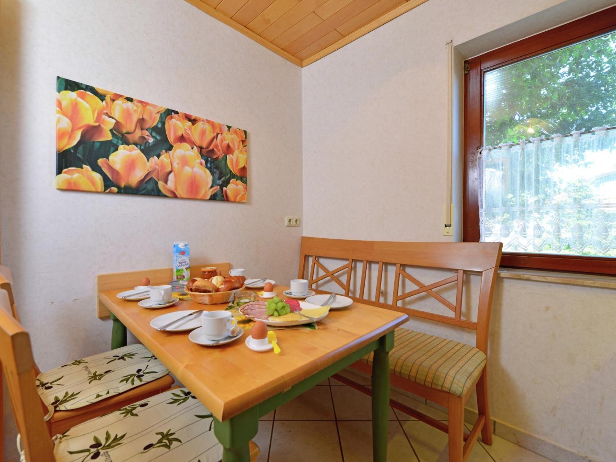 Quaint Apartment In Eimelrod Near Lake And Water Sports Willingen  Exterior foto